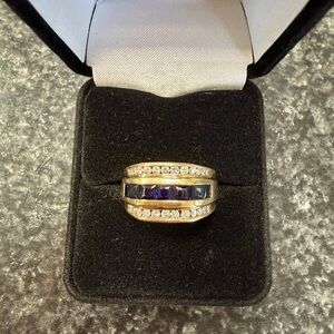 10k natural diamond and sapphire ring